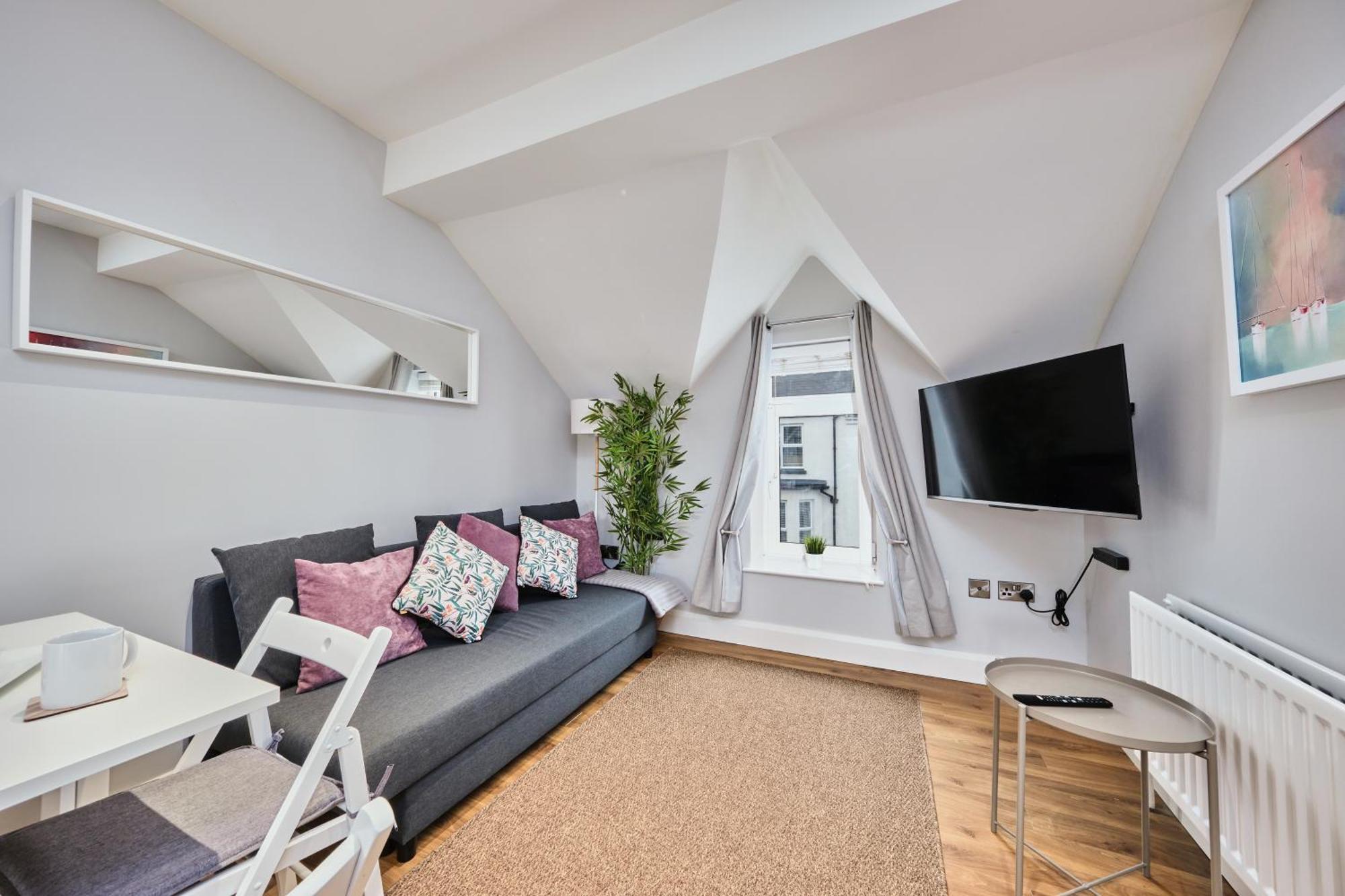 3 Princess Green - Portrush By The Sea Εξωτερικό φωτογραφία